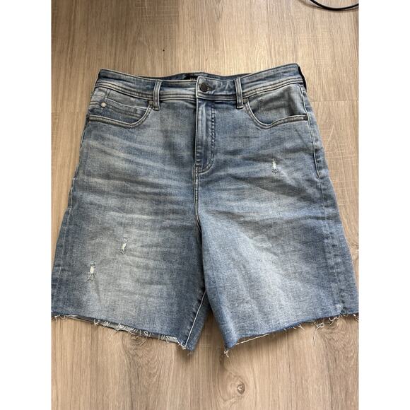 6 for $20 Liverpool LA Denim Shorts 12 - Picture 3 of 6